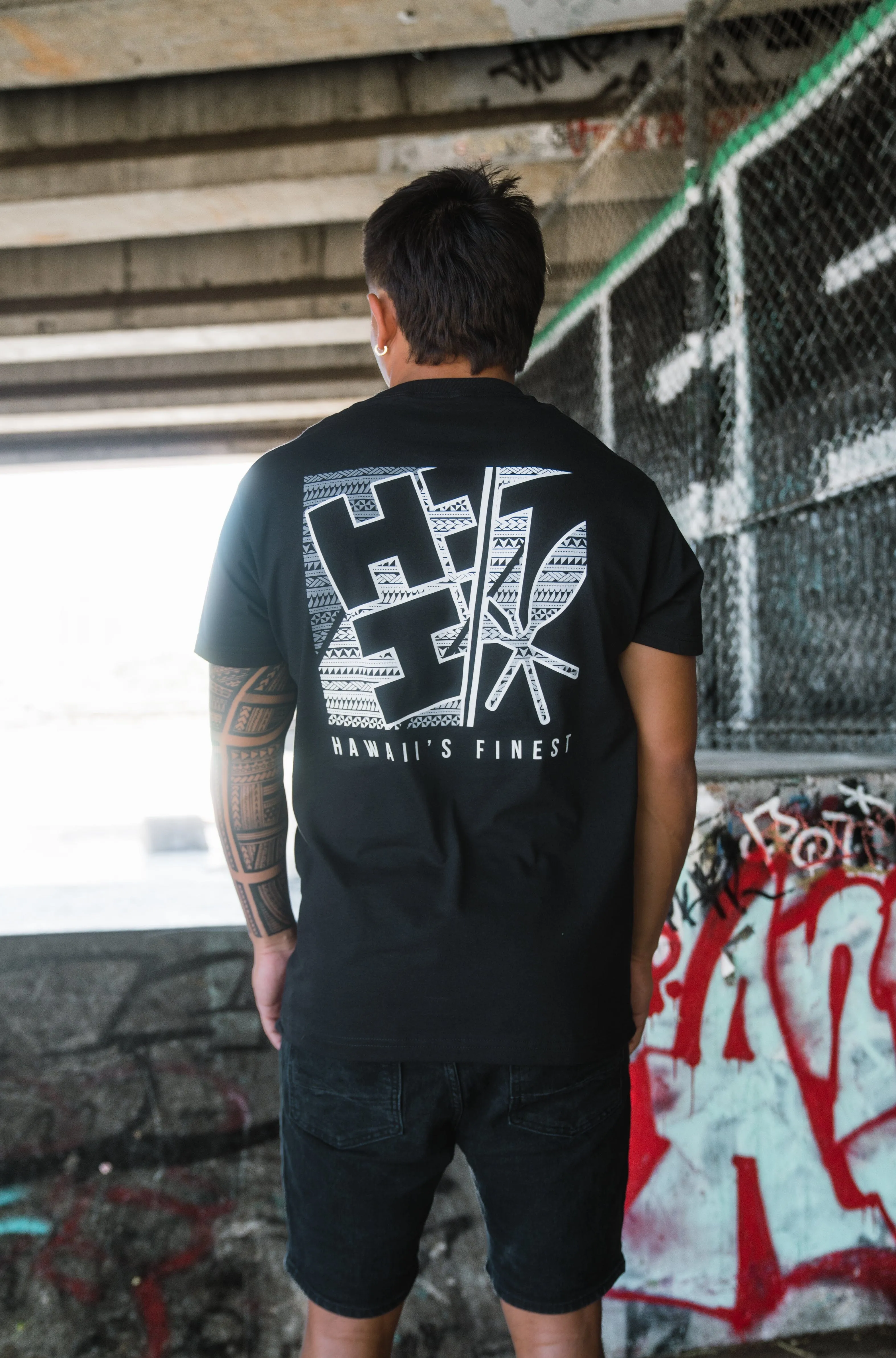 SPLIT BLOCK TRIBAL GRAYS T-SHIRT